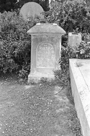 The grave of John Fraser Forbes and the Holmes family, plot 1.L, Sydney Street Cemetery.