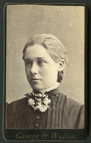 George & Walton: Portrait of unidentified young woman