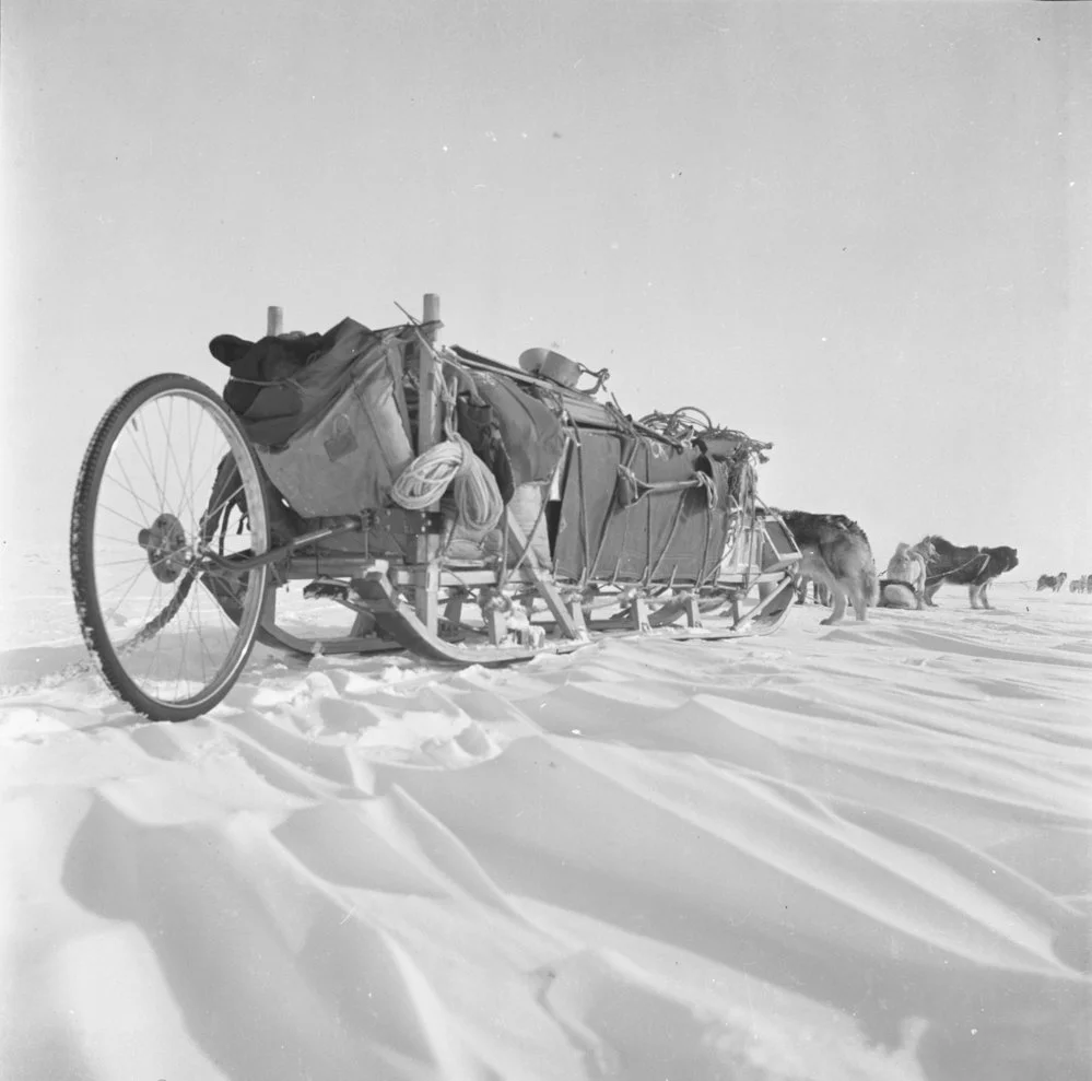 Loaded sledge on journey between Depot 280 and Depot 480