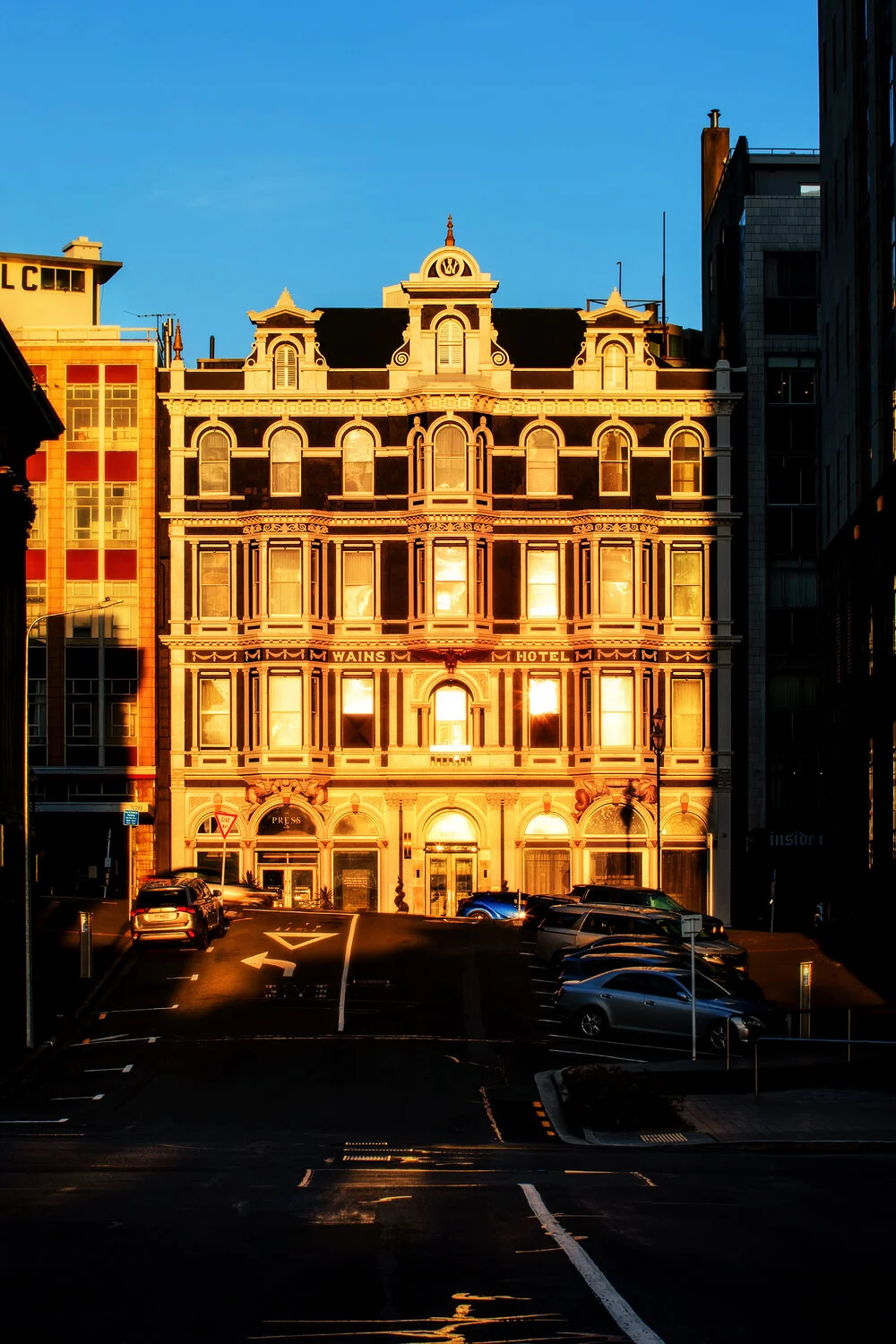 Wains Hotel