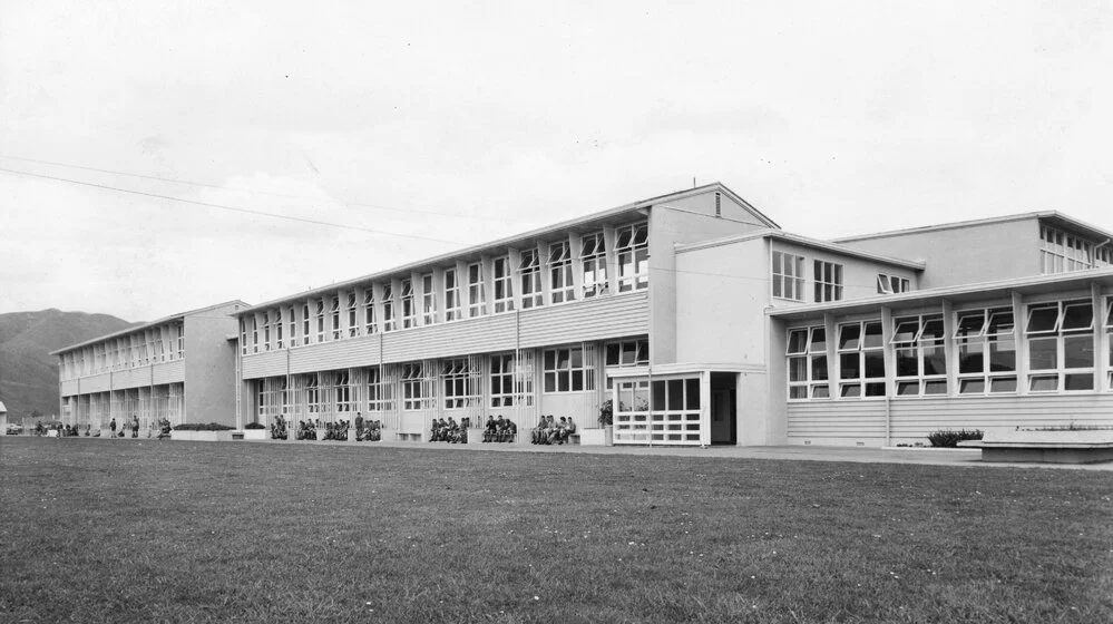 Naenae College