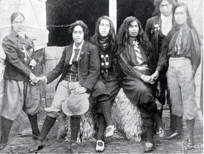 A group of Maori women dress reformers