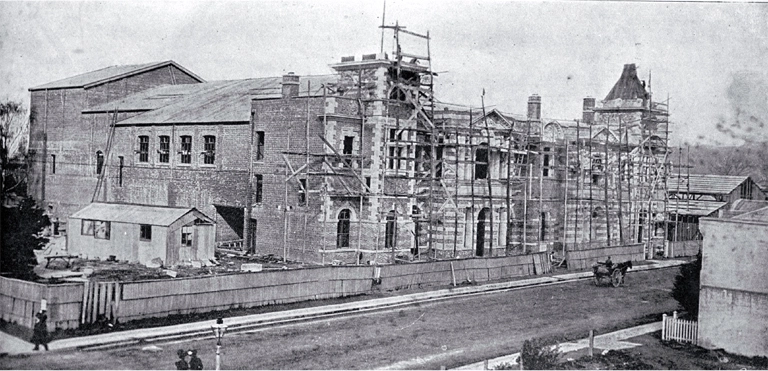 Construction of the Agricultural and Industrial Hall (later the City Municipal Chambers) in Manchester Street