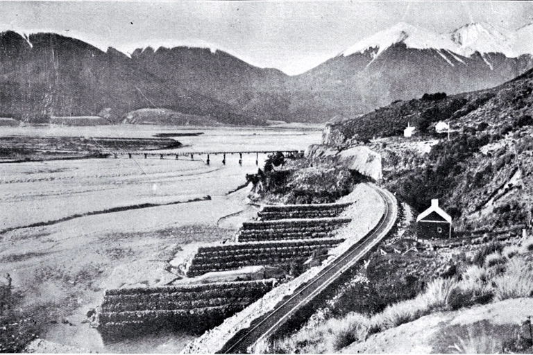 The Mount White bridge over the Waimakariri River near Cass