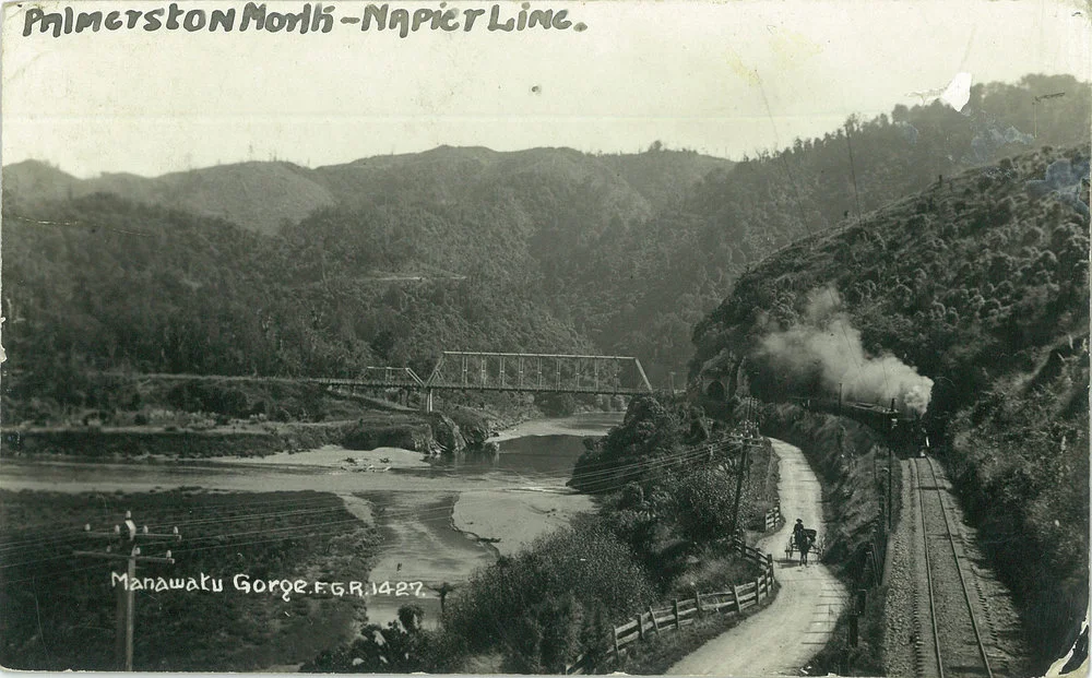 Manawatū Gorge: Palmerston North - Napier Line