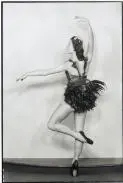 Peggy Sager in the "Golden pheasant" solo, Auckland, New Zealand, 1940 [picture].