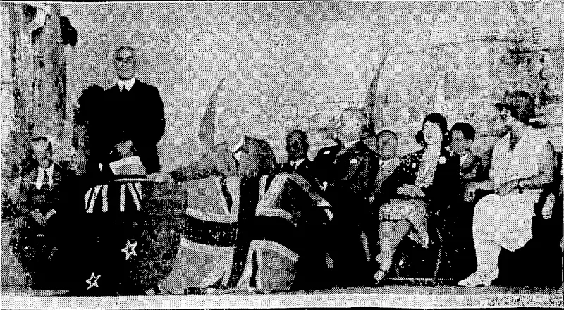 NEW ZEALANDER. AT ADVERTISING CONFERENCE.—Sir. James Parr, late High Commissioner for New Zealand, declaring open a conference of British'advertising experts, held at Hastings, Swaex. (Evening Post, 05 August 1930)