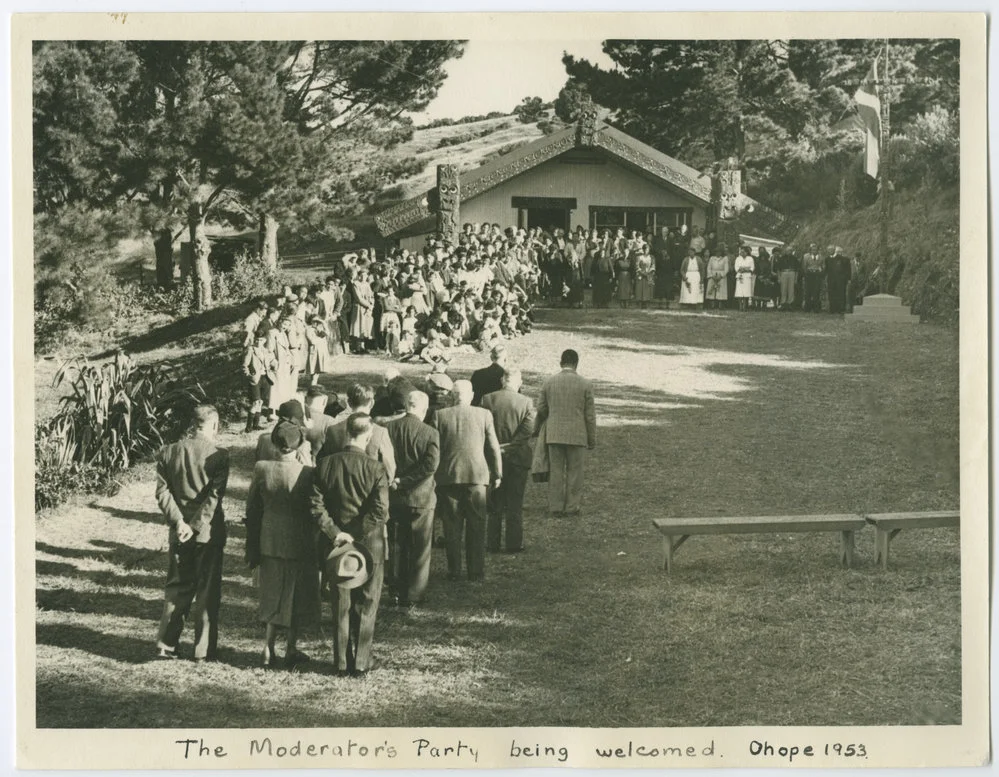 The Moderator's party being welcomed, Ohope