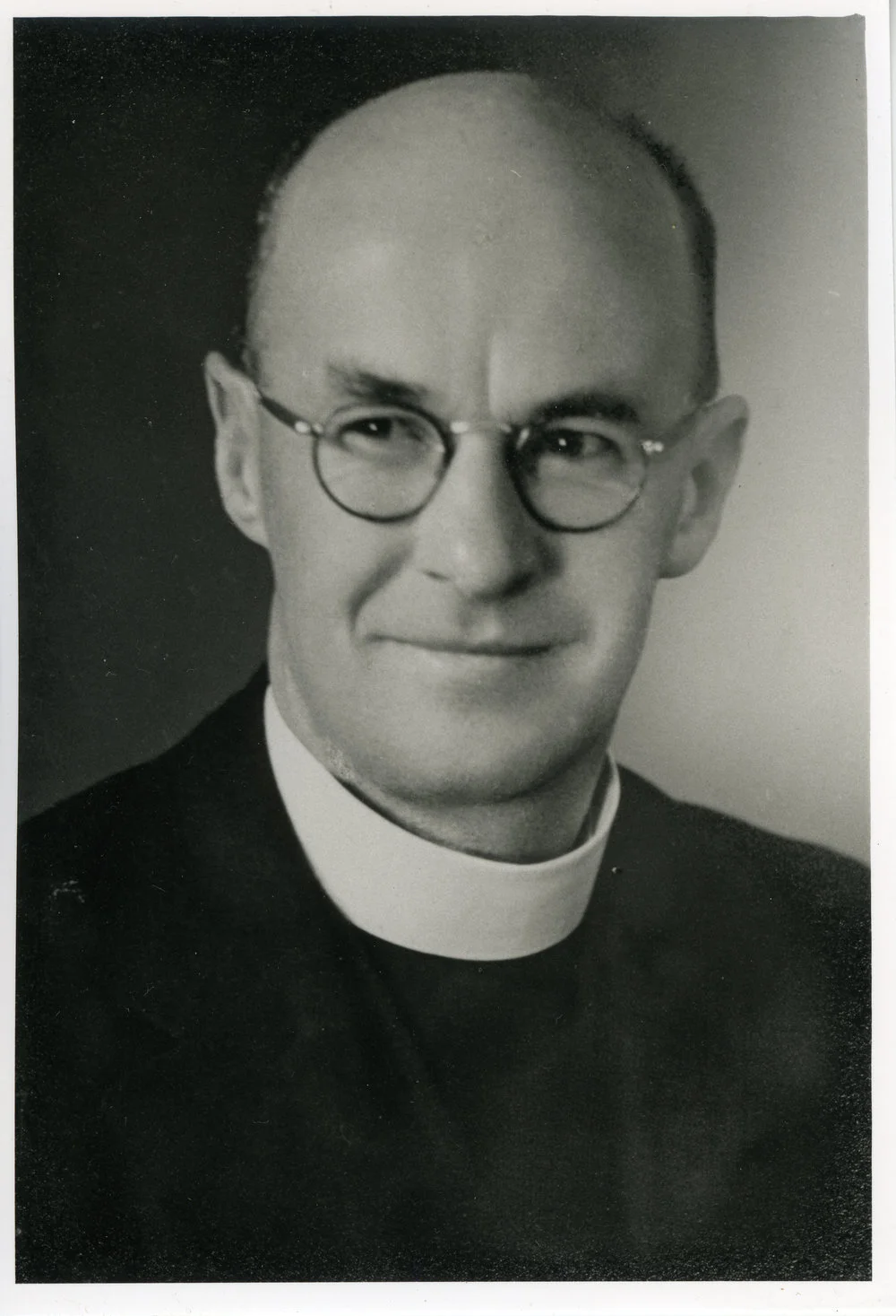 Rev.ER Ross.