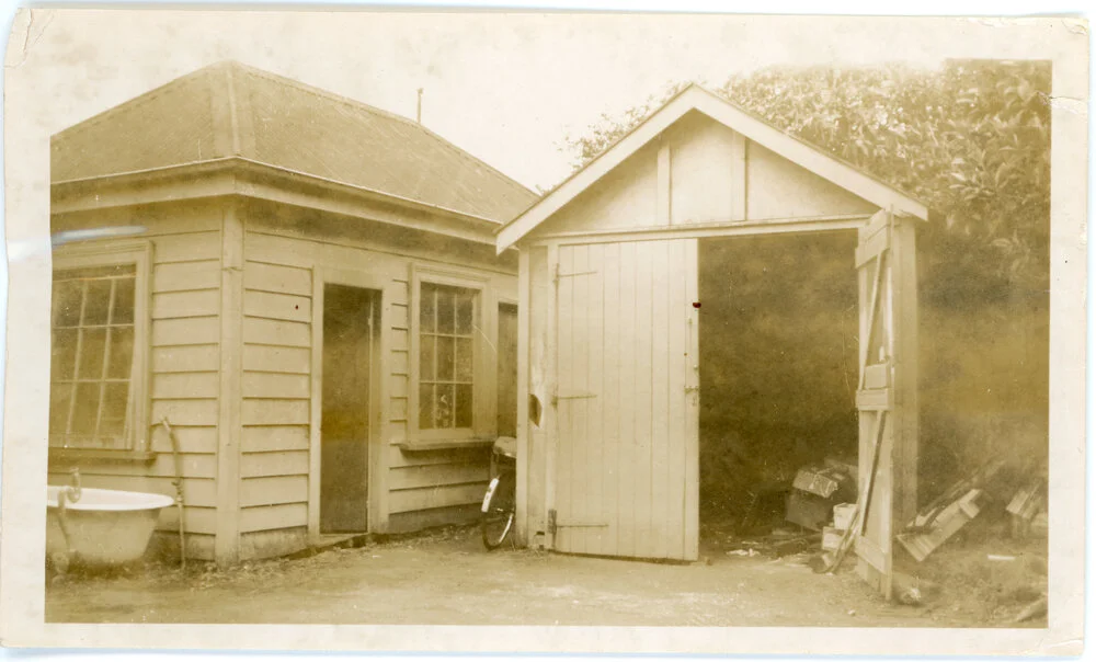 Auckland Hostel - And Shed