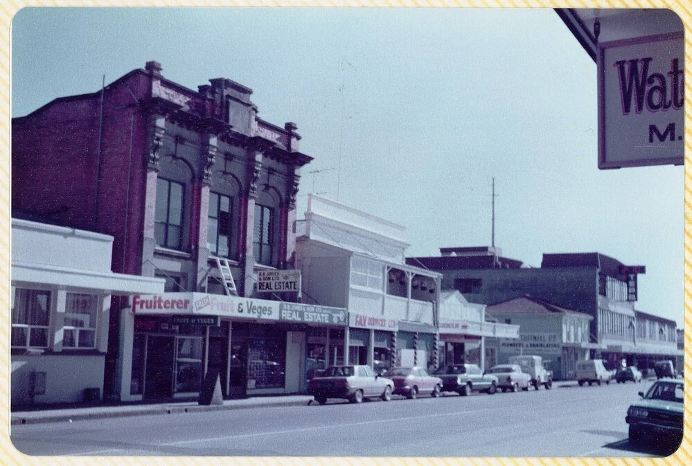 265 Queen Street and surrounding shops Richmond