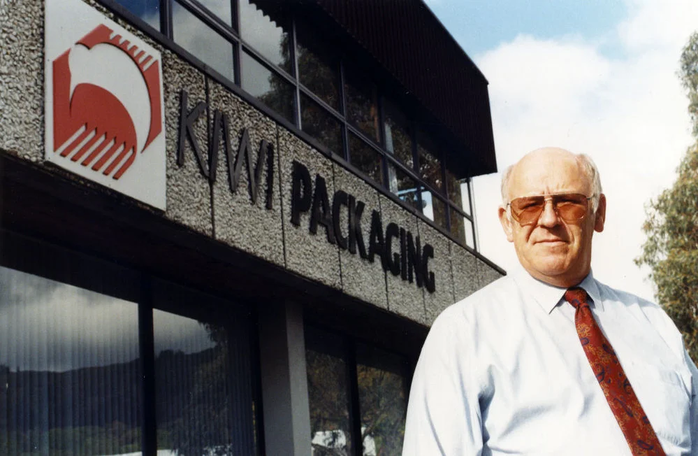 Kiwi Packaging, 62-66 Montgomery Crescent, to close; managing director Colin Siddins.