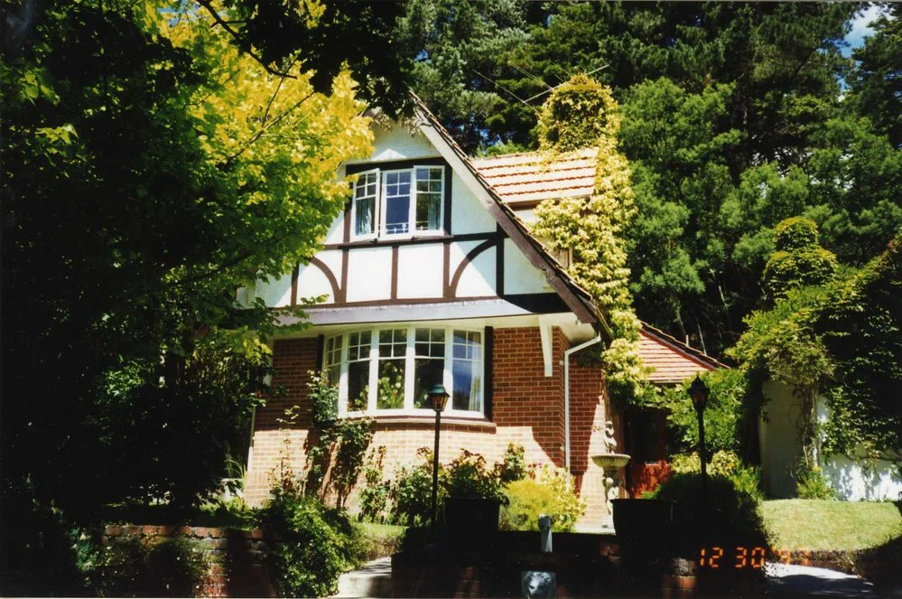 House, Chatsworth Road; No. 24a, Silverstream, designed by James Chapman-Taylor.