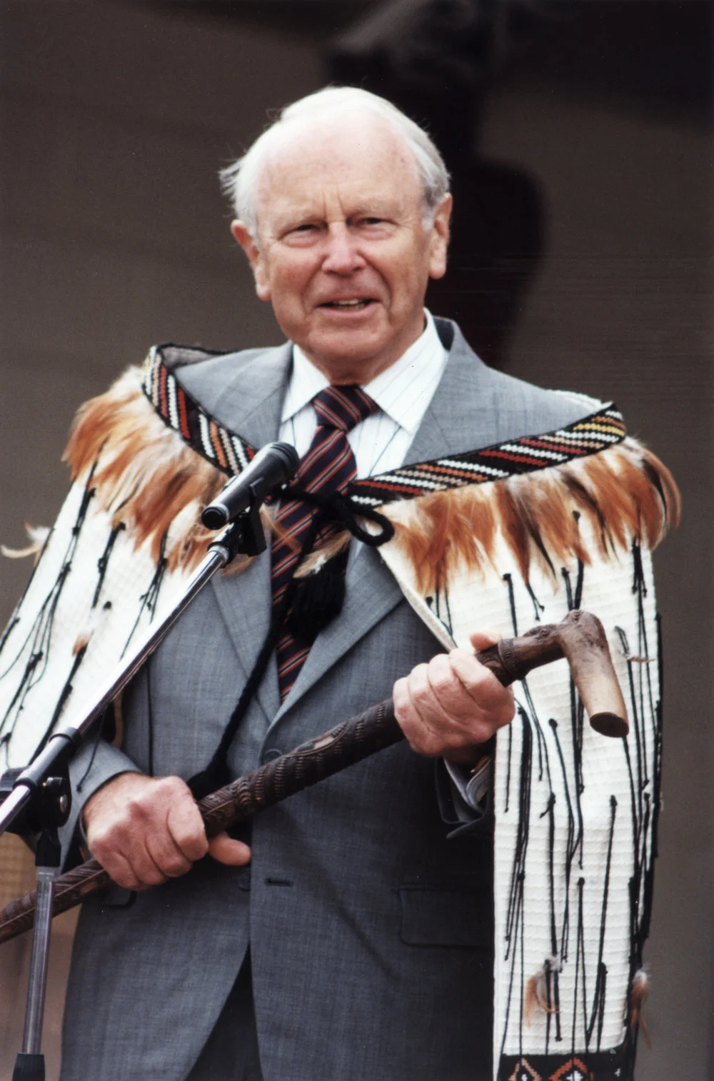 Ōrongomai Marae 2001; Waitangi open day; Sir Michael Hardie Boys, Governor-General.