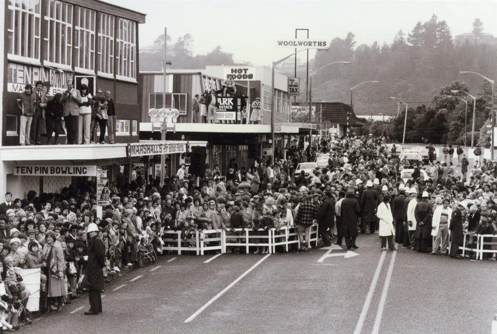 Prince Charles and Princess Diana's visit 1; crowd opposite the railway station.