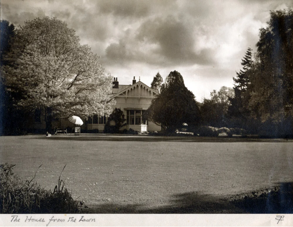 Murdoch house 2; east end, seen from the lawn.