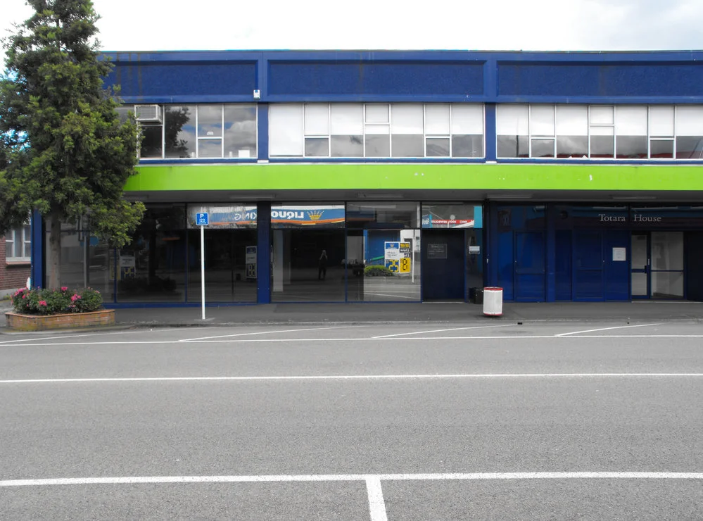 Queen Street, north side; No. 7; Totara House, western end