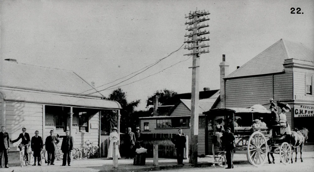 Hutt Valley History 22; Road Transport; horse-drawn bus.