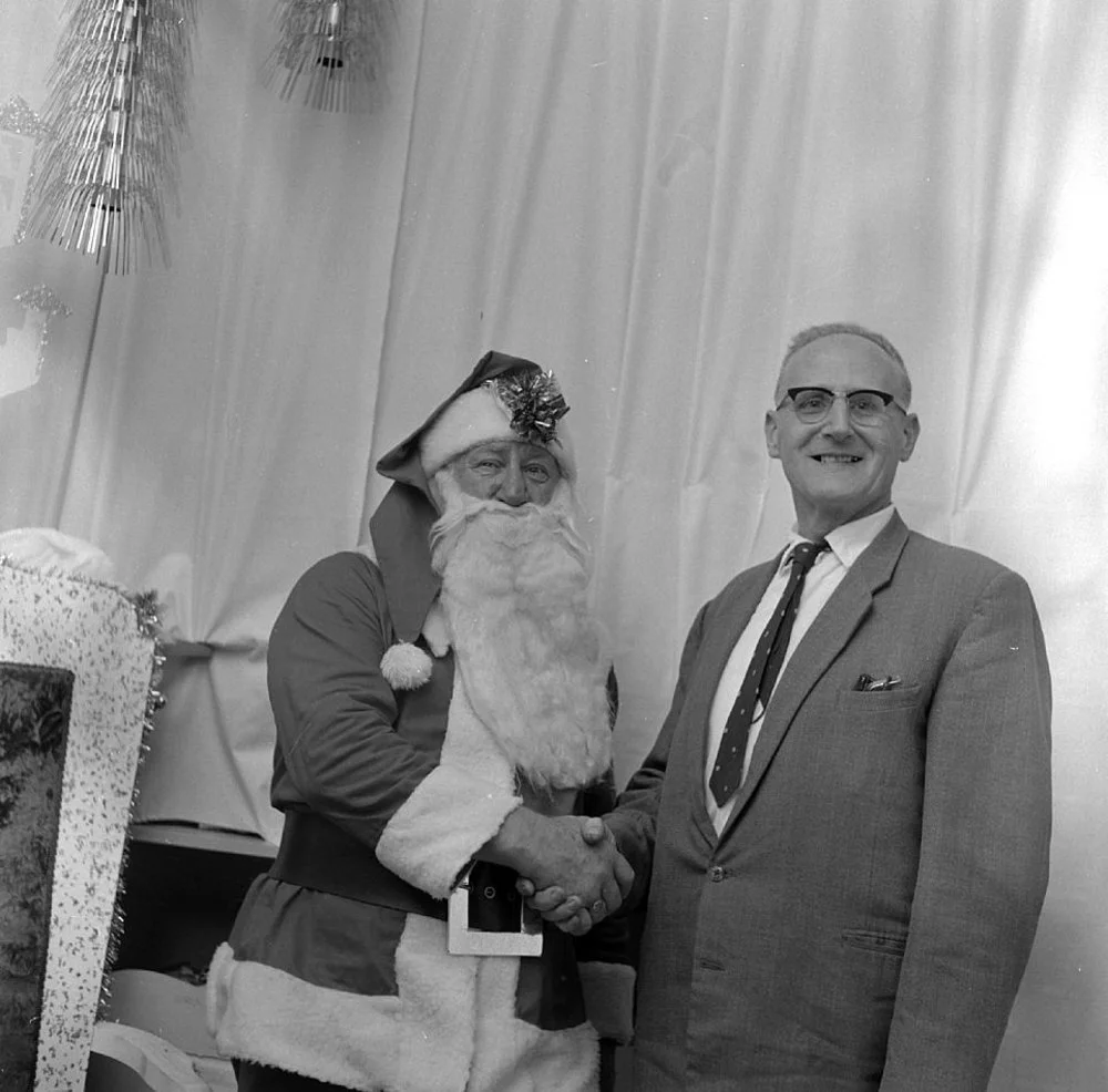 Hazelwoods Father Christmas 1967; cave. [P1-4472-6862]