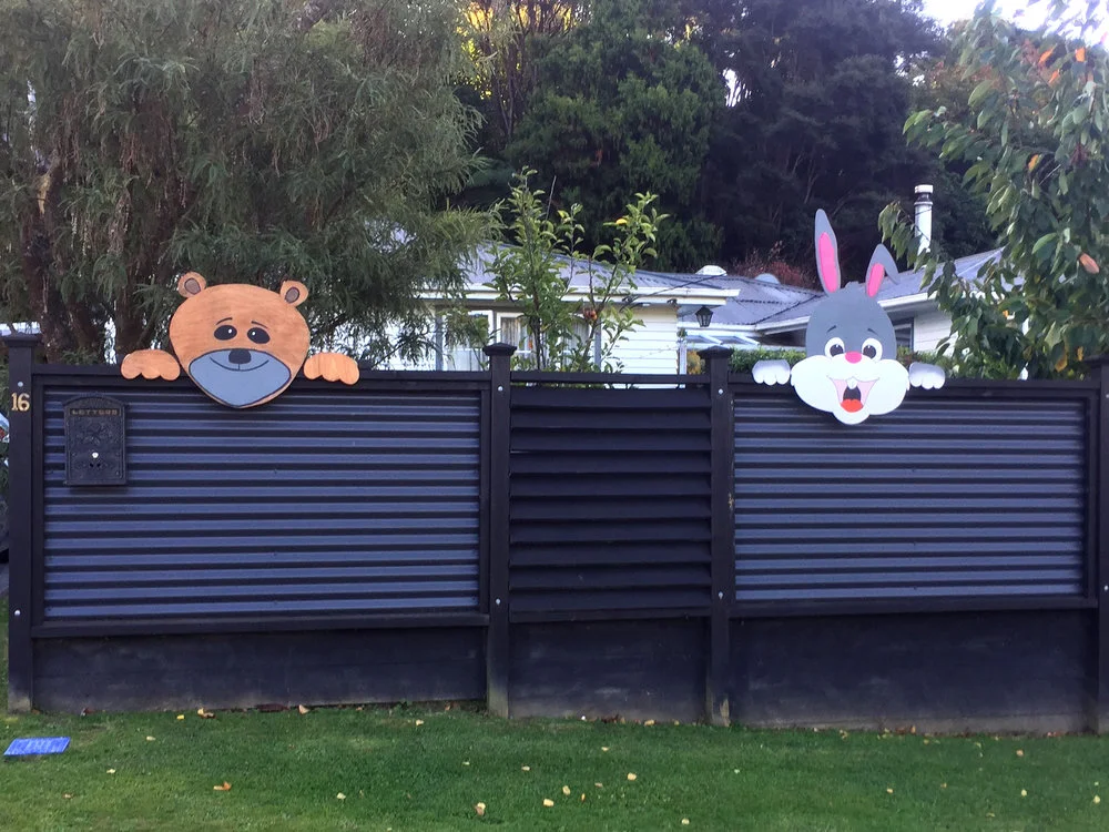 Teddy Bear and Easter Bunny signs, Pinehaven