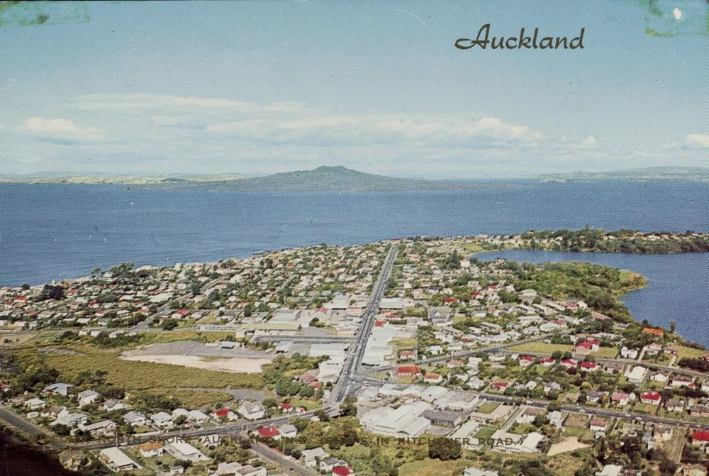 Milford, North Shore, Auckland N.Z. (Shops in Kitchener Road)