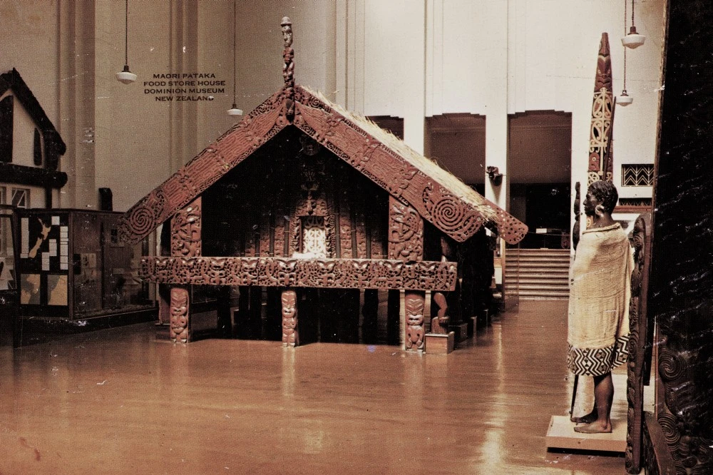 Maori Pataka Food store House Dominion Museum Wellington