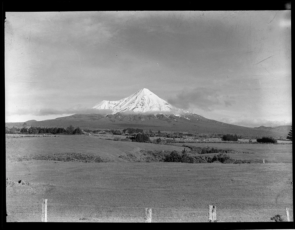 Mount Egmont (Taranaki) near Mahoe