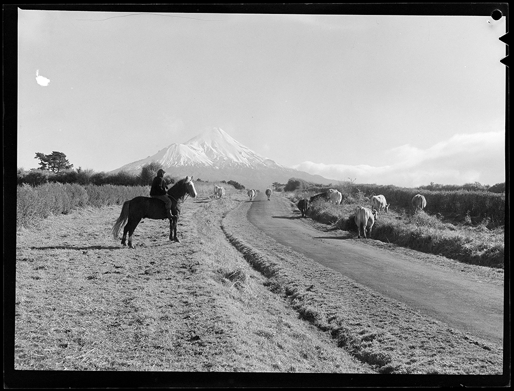 Mount Egmont (Taranaki) near Mahoe