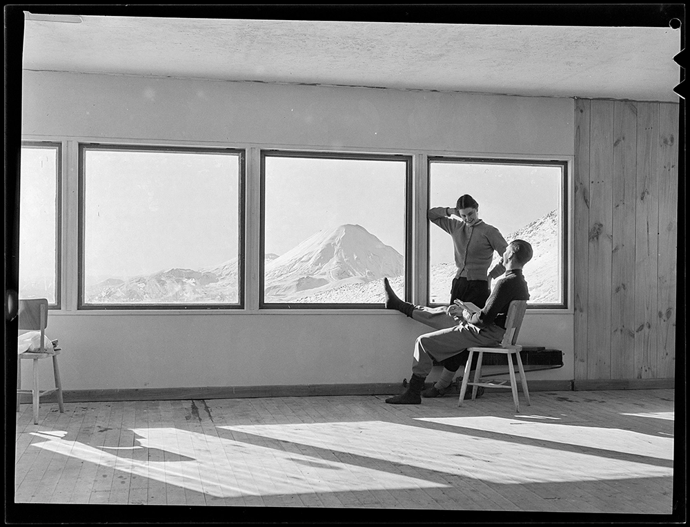 Ruapehu Ski Club Hut, Ruapehu, July 1953