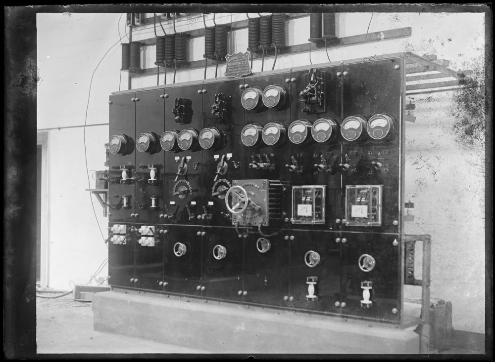 Generator control room