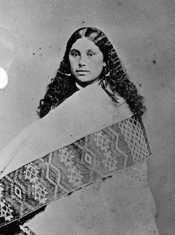 Head and shoulders portrait of Ruth Fairburn