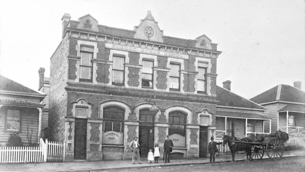 Robert Burns Hotel