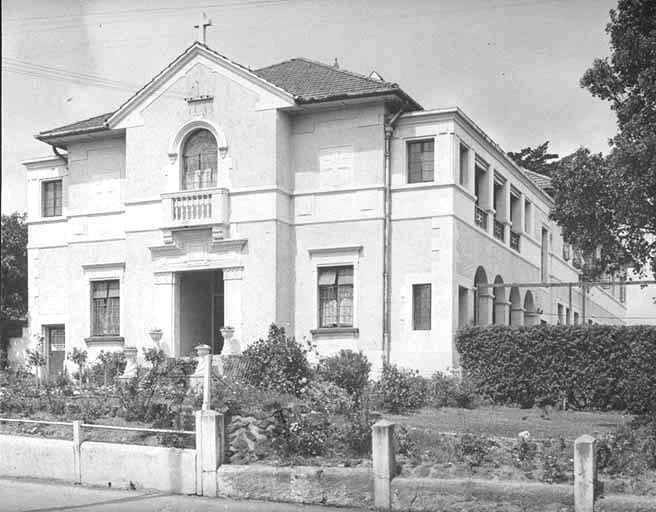 Showing St Joseph's Convent, Great North Road, Grey Lynn....