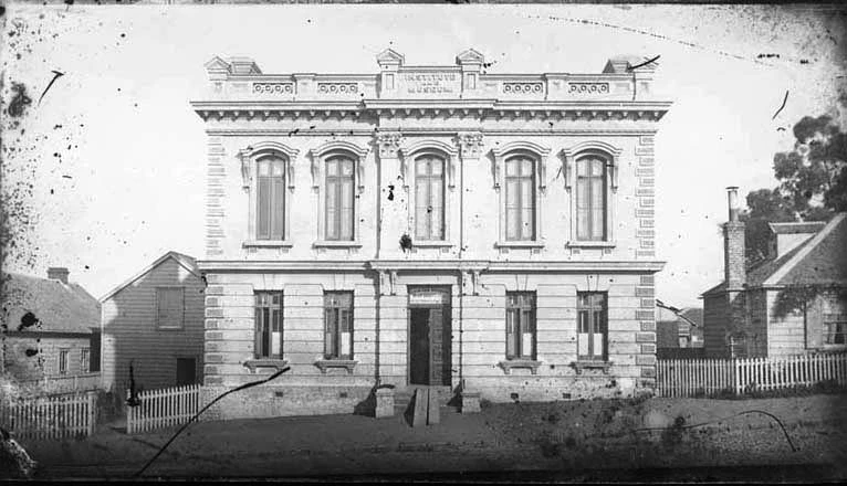 Showing the Auckland Institute and Museum