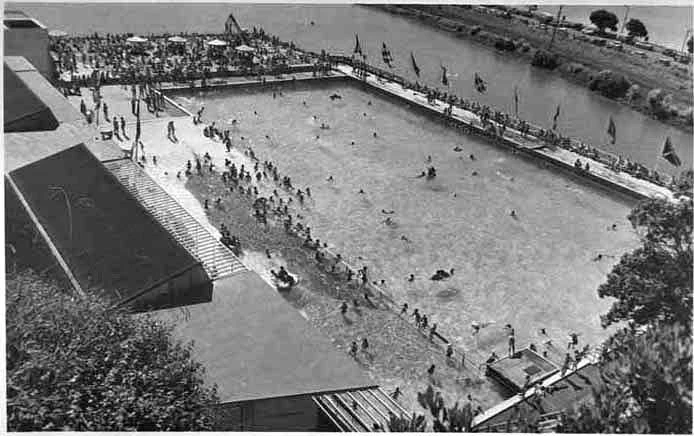Showing the Parnell Baths....