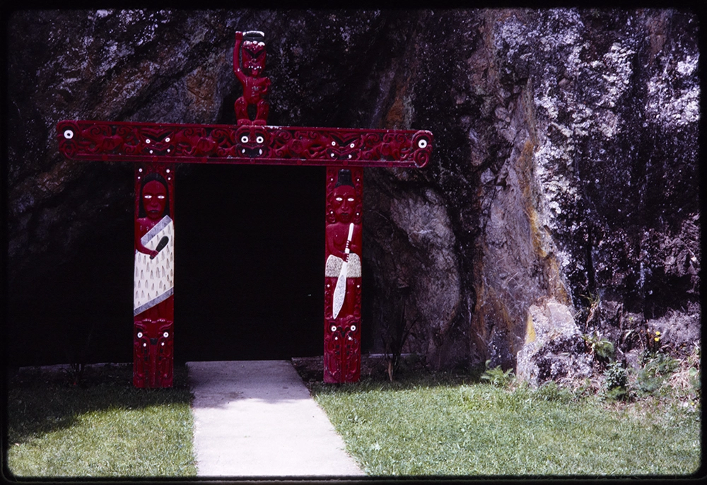 Muriwai's Cave, Whakatane