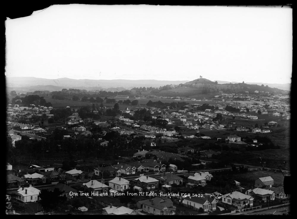 One Tree Hill and Epsom from Mt Eden Auckland Tourist Series 5452