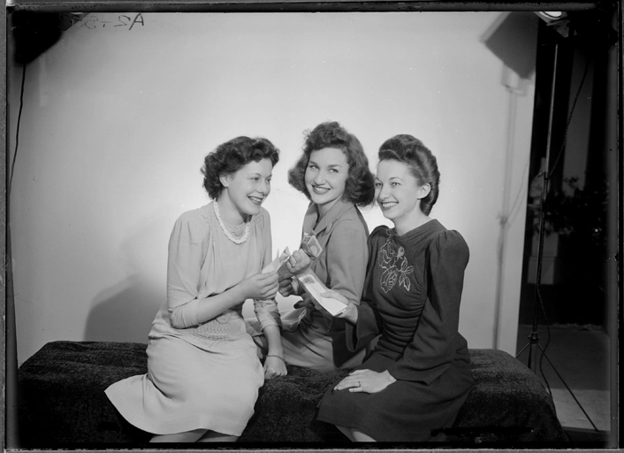 Showing three women for Berlei 1945