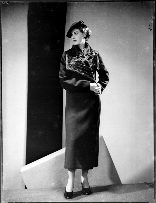 Full length portrait of a model for Ross and Glendining Limited 1940s