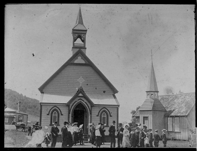 Crowds outside the church at Taupiri