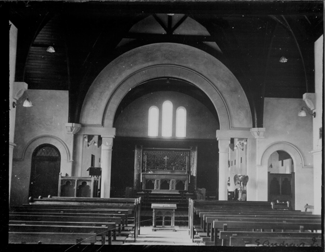 Interior of St Andrews Church Inglewood