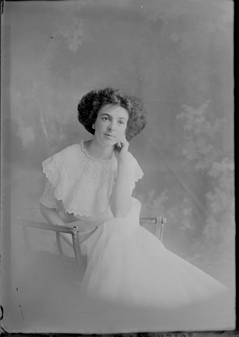 Miss Andrews 1911