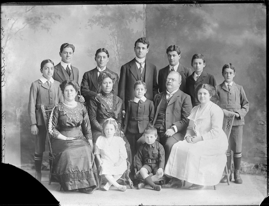 Portrait of Kronfeld family