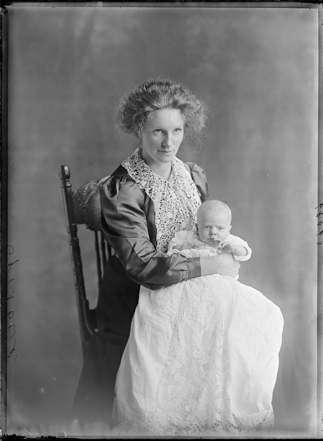 Mrs Atkinson and baby 1912
