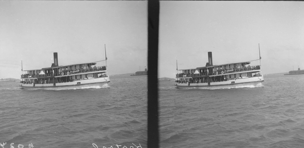 Double-ended screw steam ferry Kestrel