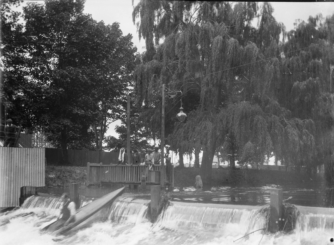 Canoeing on the Avon River... 1906