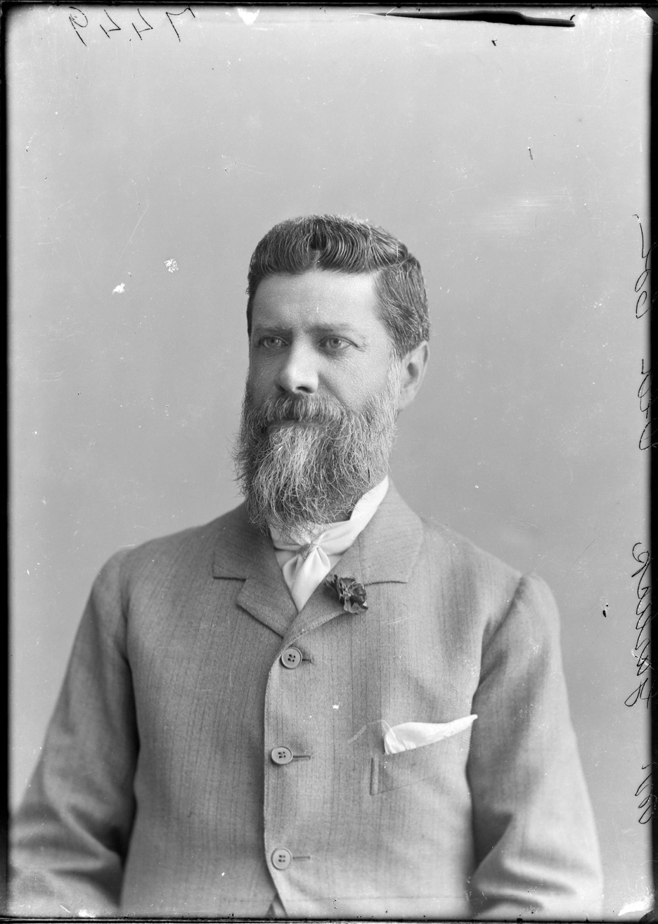 Mr R K Garlick