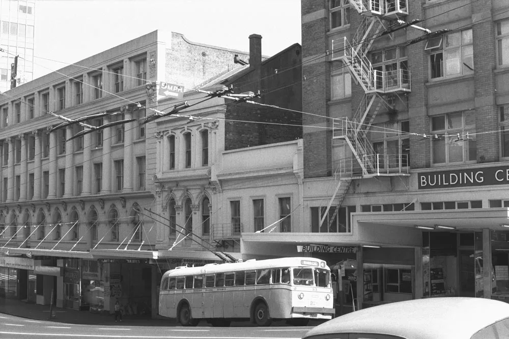 South side Victoria Street West