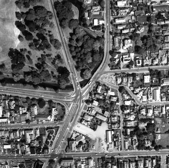 Bealey Ave - Hagley Park - Christchurch (12748/12750)