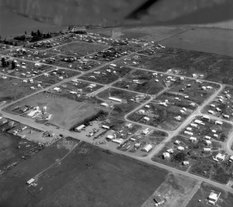 Looking WNW over Te Anau. Intersection of Milfo... (9449/9484)